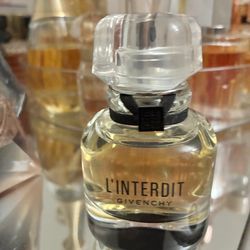 L’Interdit givenchi perfume
