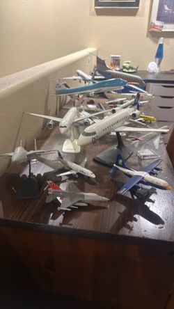 Model plane collection