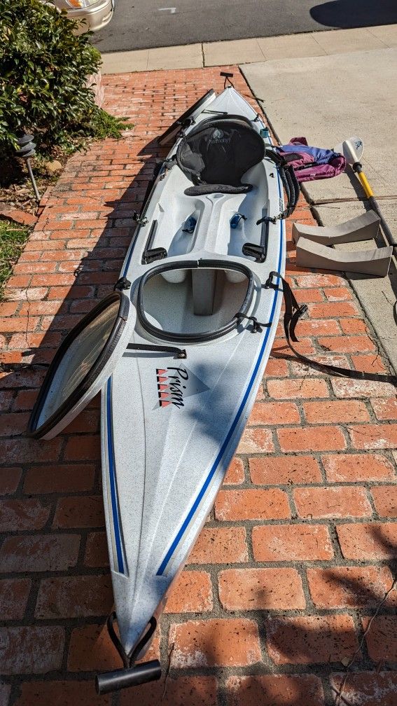 14 Ft Kayak Prism Aquaterra for Sale in San Diego, CA OfferUp