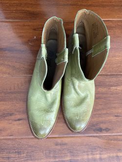 Women’s boots
