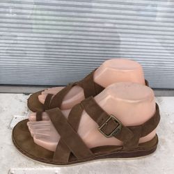 Chaco Women's Wayfarer Buckle Strap  Suede/Leather Clay Sandals Sz 7