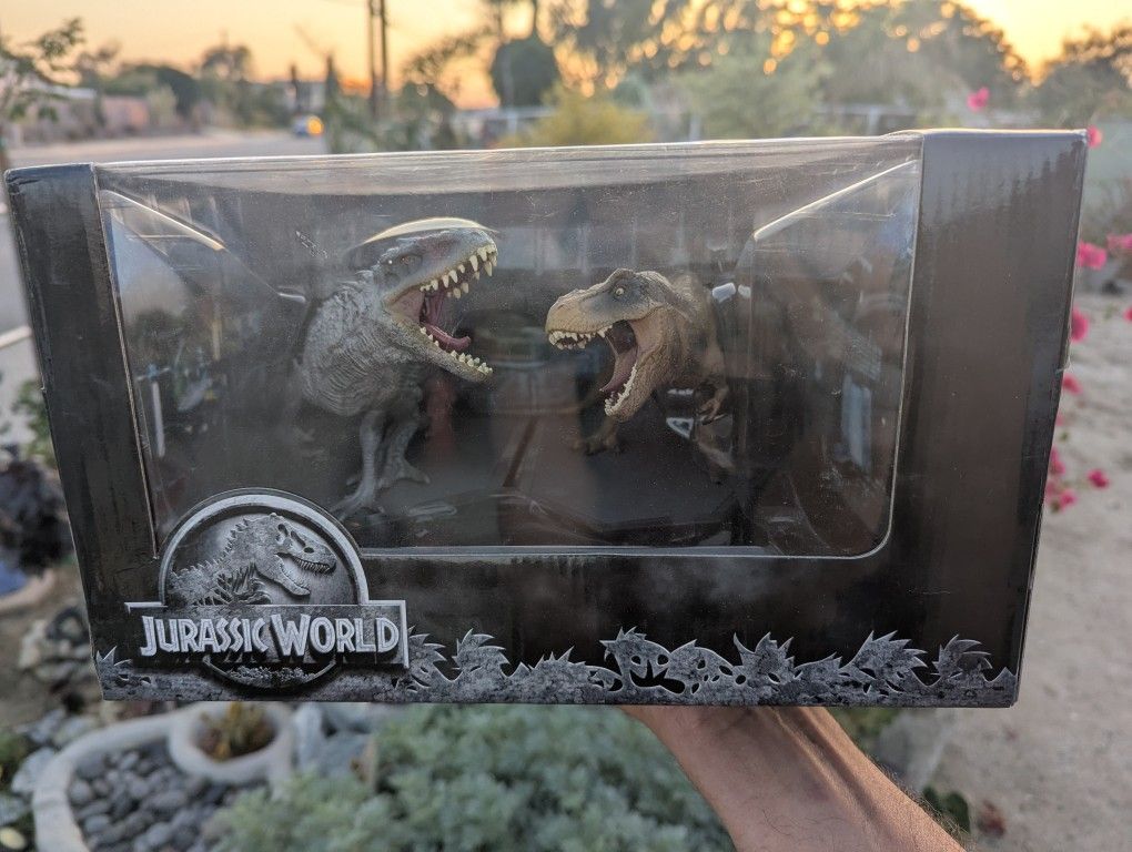 Jurassic Park Jurassic World 2015 Limited Edition Gift Set Blu ray