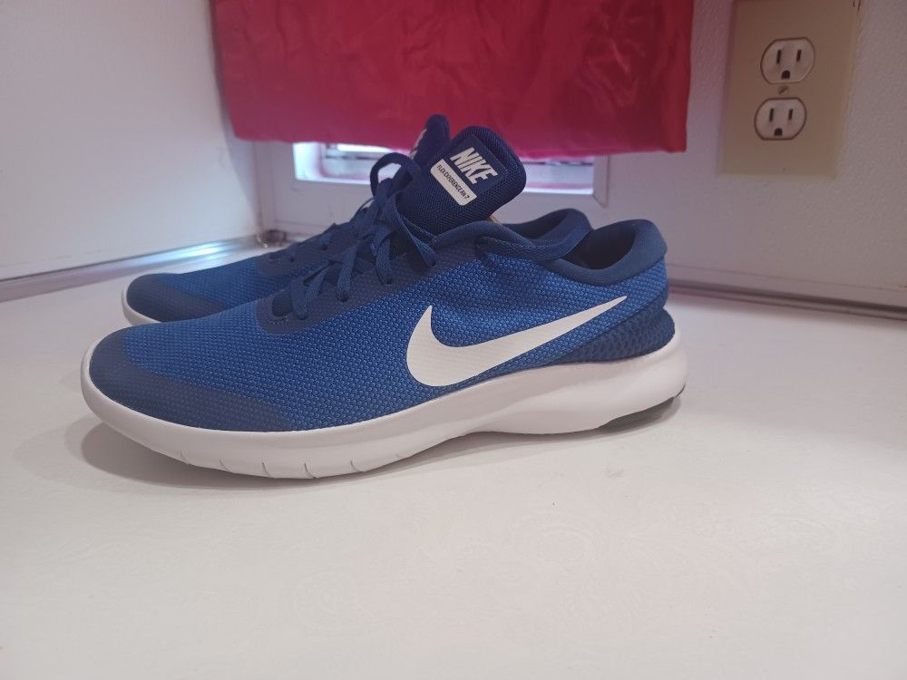 Nikes New Size 9.5