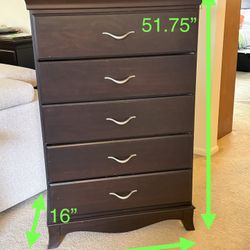 Like New Dark Brown Wood Dresser Set