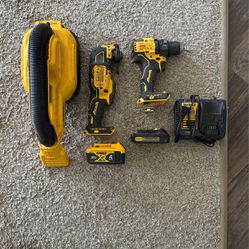 DeWalt Wet/dry Vac, Oscillating Saw, Drill, 2 Batteries And Charger