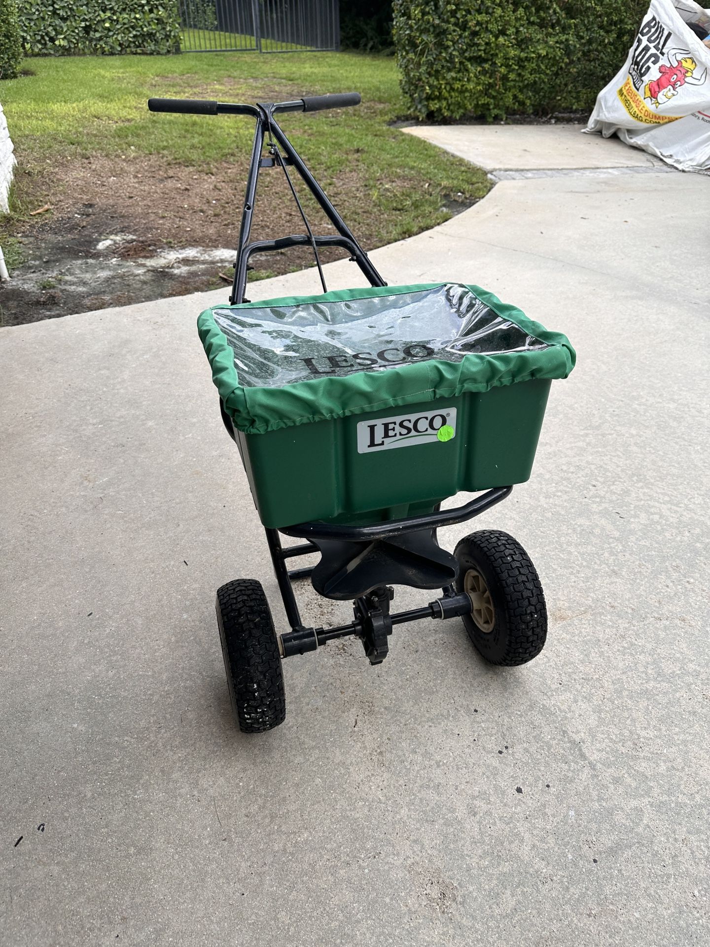 Lesco Fertilizer Spreader