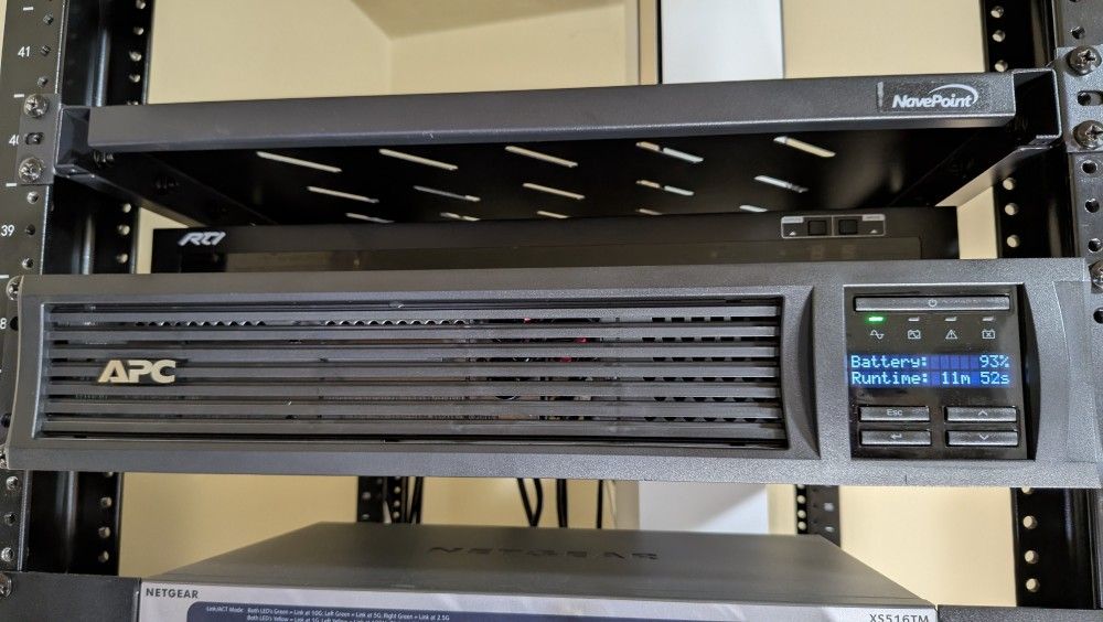 APC SMT1500RM2UC 1500VA Rackmount UPS + AP9630 Network Card
