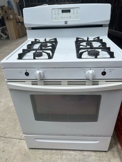 Kenmore White Gas Range Stove