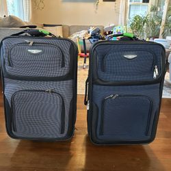 Lightly Used Luggage 21” Travel Select