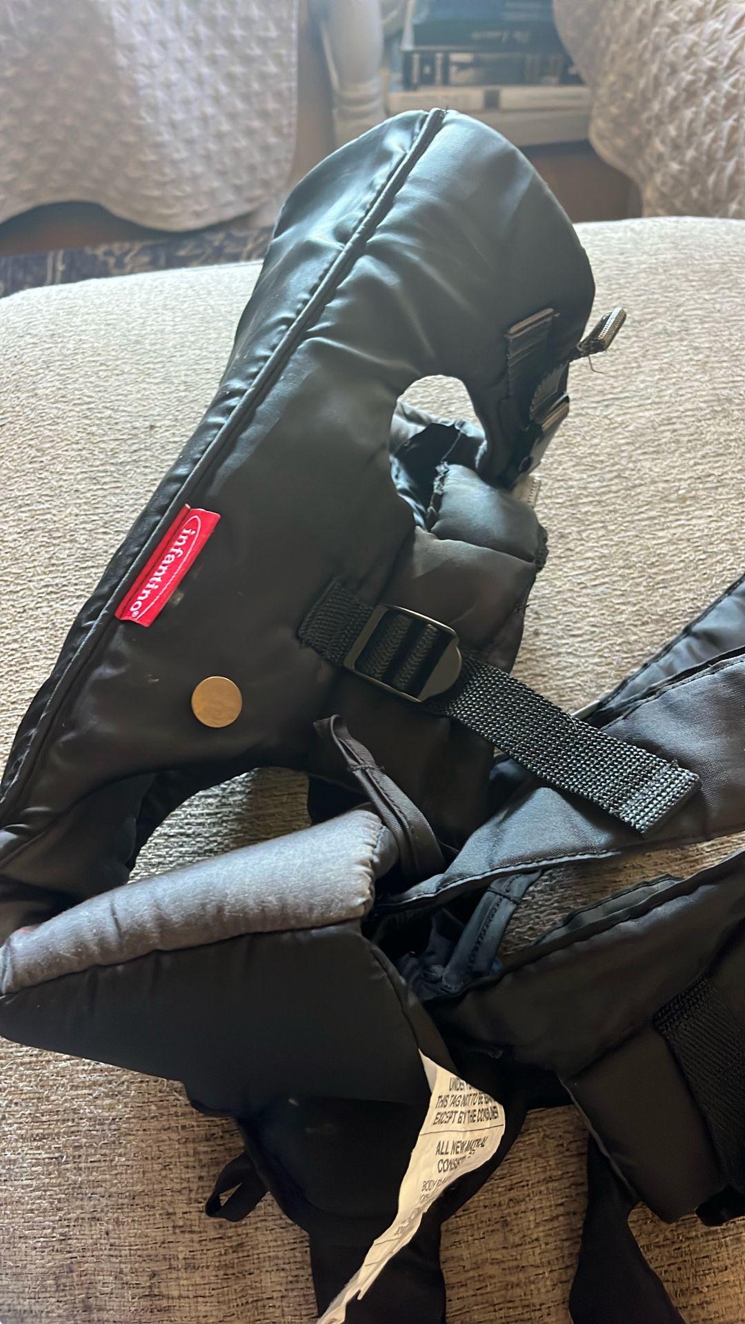 infantini carrier for an infant