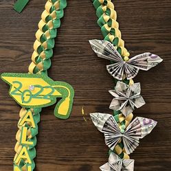 Graduation Money Lei😁