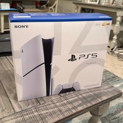 Play Station 5 (New In Box Never Used)