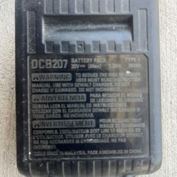 Dewalt DCB 207