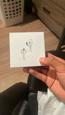 Airpods 4th Gen