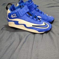 Jackie Robinson Cleats
