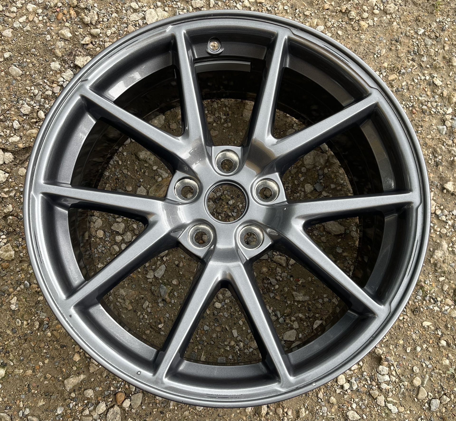 One Tesla Model 3 Wheel OEM 18x8.5
