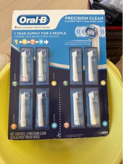 Brand new Oral-B 8 replacement brush had