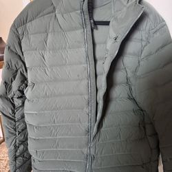 Lululemon Lightweight Puffer Jacket 