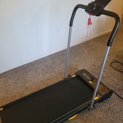 Folding Treadmill / Walking Pad