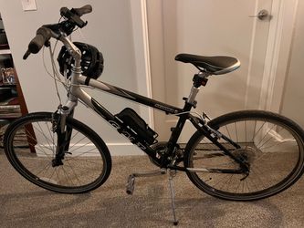 Giant Sedona Hybrid Bike