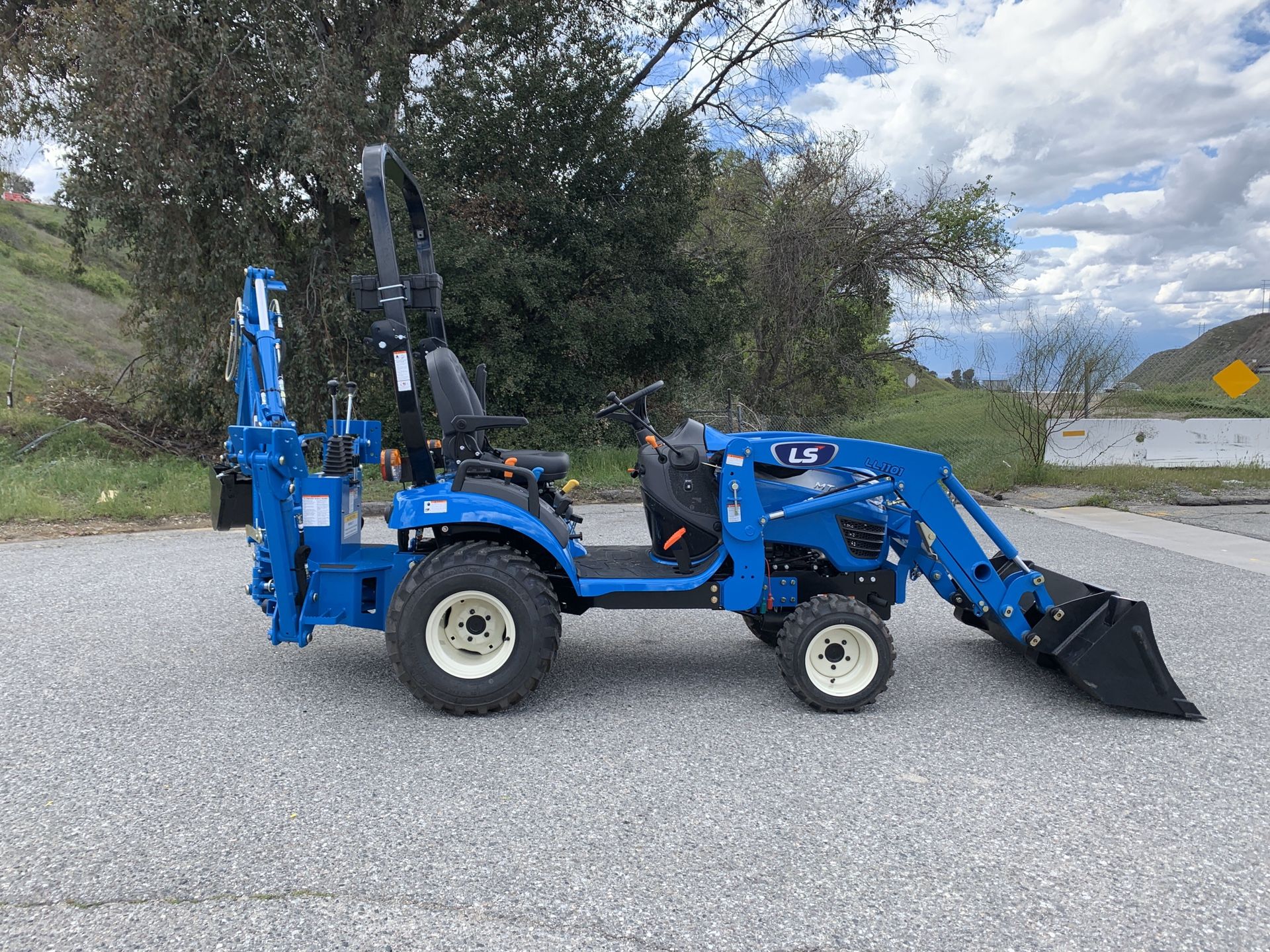 2020 LS MT125 Sub Compact Trailer * W/ Backhoe Attachment for Sale in
