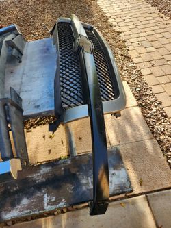 Silverado 2003 2004 2005 grille CHEVY gm oem