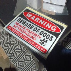 Warning / Beware Dog Signs 