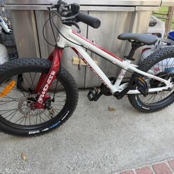 20” Kids Mountain Bike Commencal Ramones