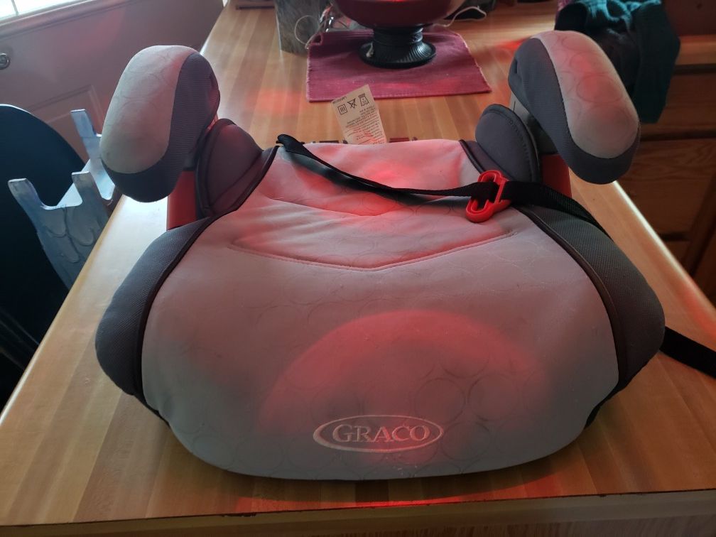 Child booster seat