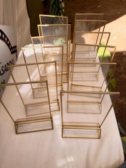 Photo stands 4x6