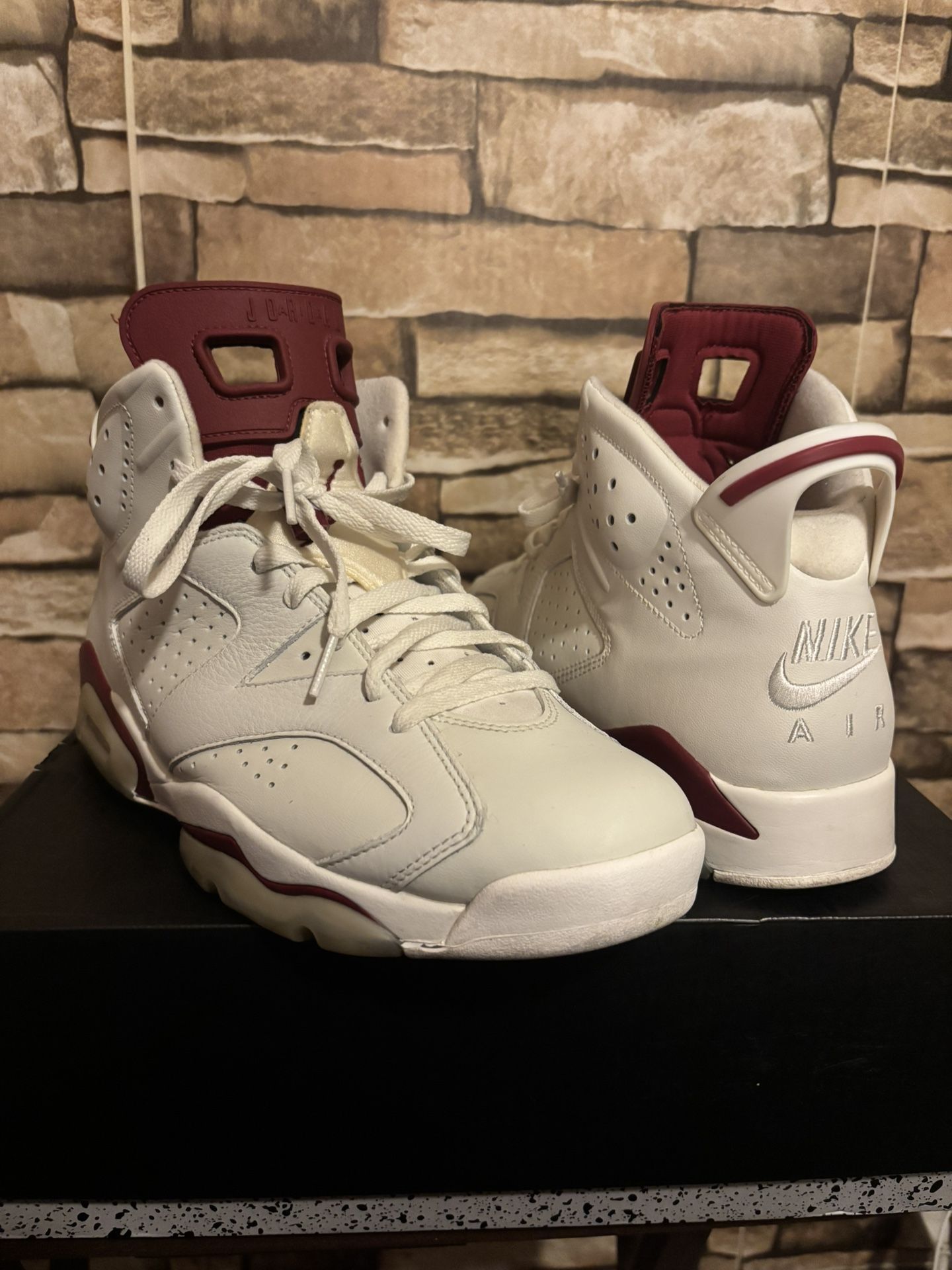 Jordan Retro 6 “Maroon”