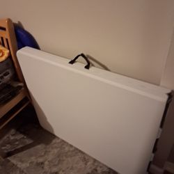 Foldable Table