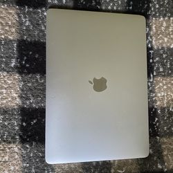 MacBook Pro - Touch Bar 
