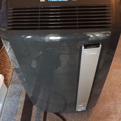 DeLonghi Pinguno Portable Air conditioner 