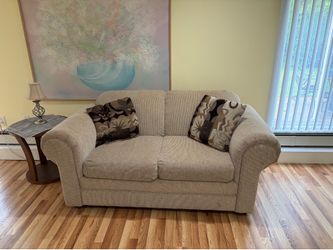 Loveseat sofa