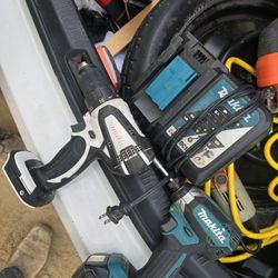 Makita Drill Set