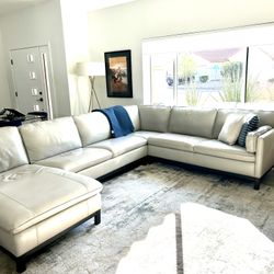 Leather Sectional w Chaise &Ottoman