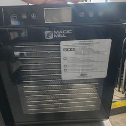 Food dehydrator