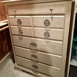  Tall Wooden 6 Drawer Dresser 