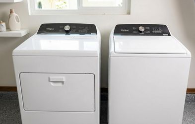 Whirlpool washer dryer set