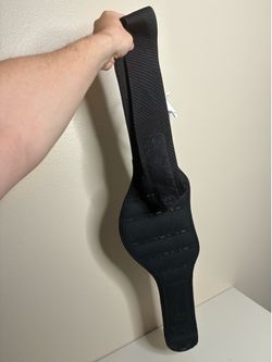 Black Structured Training / Weightlifting Belt – Padded Back Support