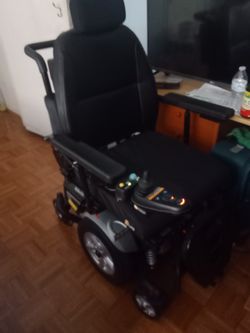 Brand New Electric Wheel Chair