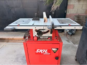 Table skilsaw