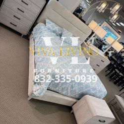 SetB4900 Only Bedroom 5pc Nyomi Queen 😍🥰🚛🚛