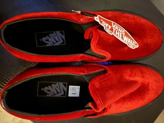 Brand New Red Velvet Vans Women’s 