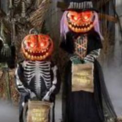Home Depot Grave and Bones Pumkin Twins