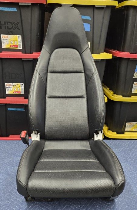 Porsche Cayman 718 Front Left Driver Seat Cushion Assembly 17-24  Leather 