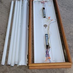 SOLID WOOD FLUORESCENT LIGHT WITH BULBS