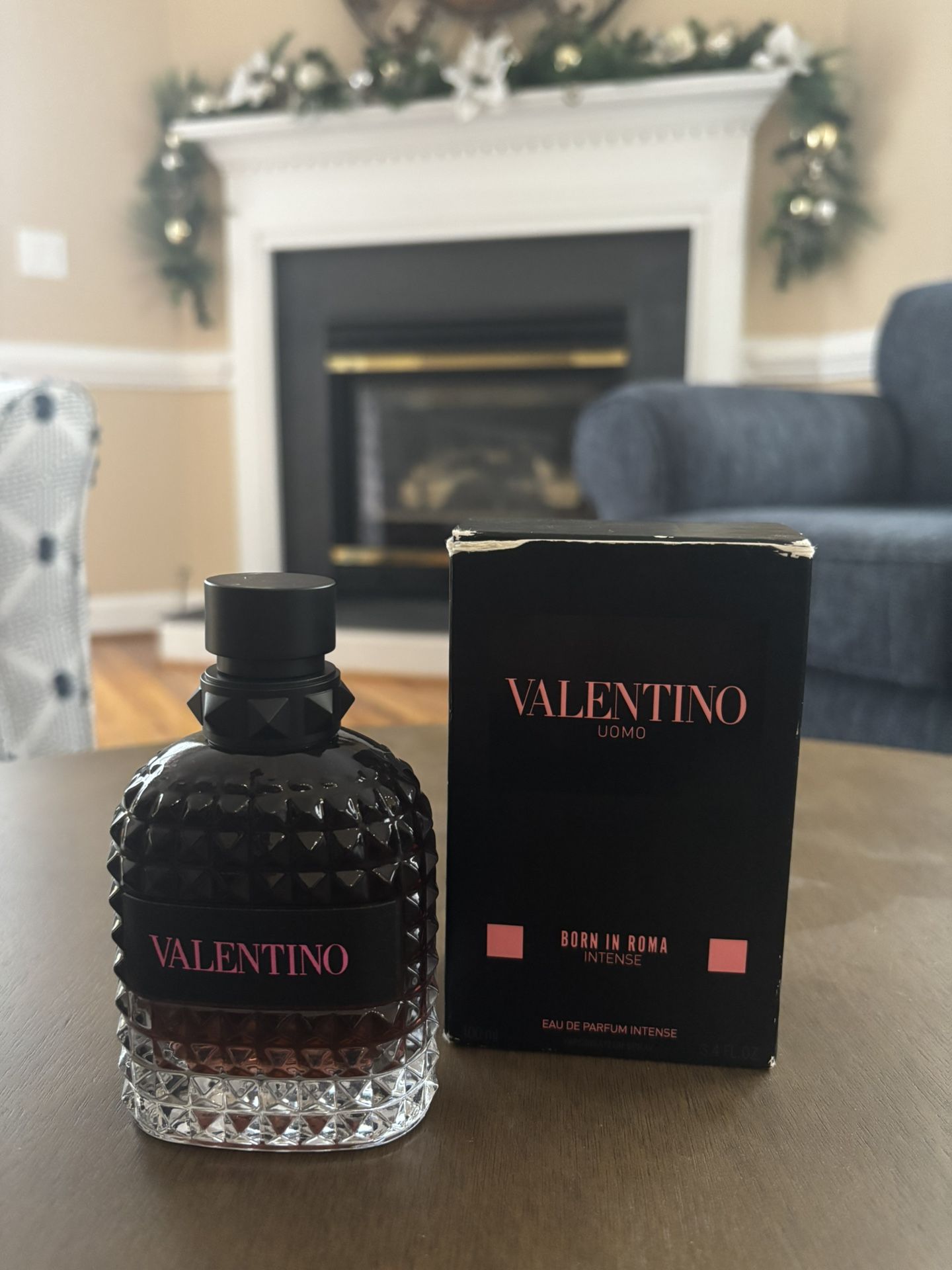 Valentino Born in Roma Intense