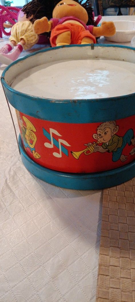 Vintage Ohio Arts Litho Metal Drum 6-in Diameter From The 50s